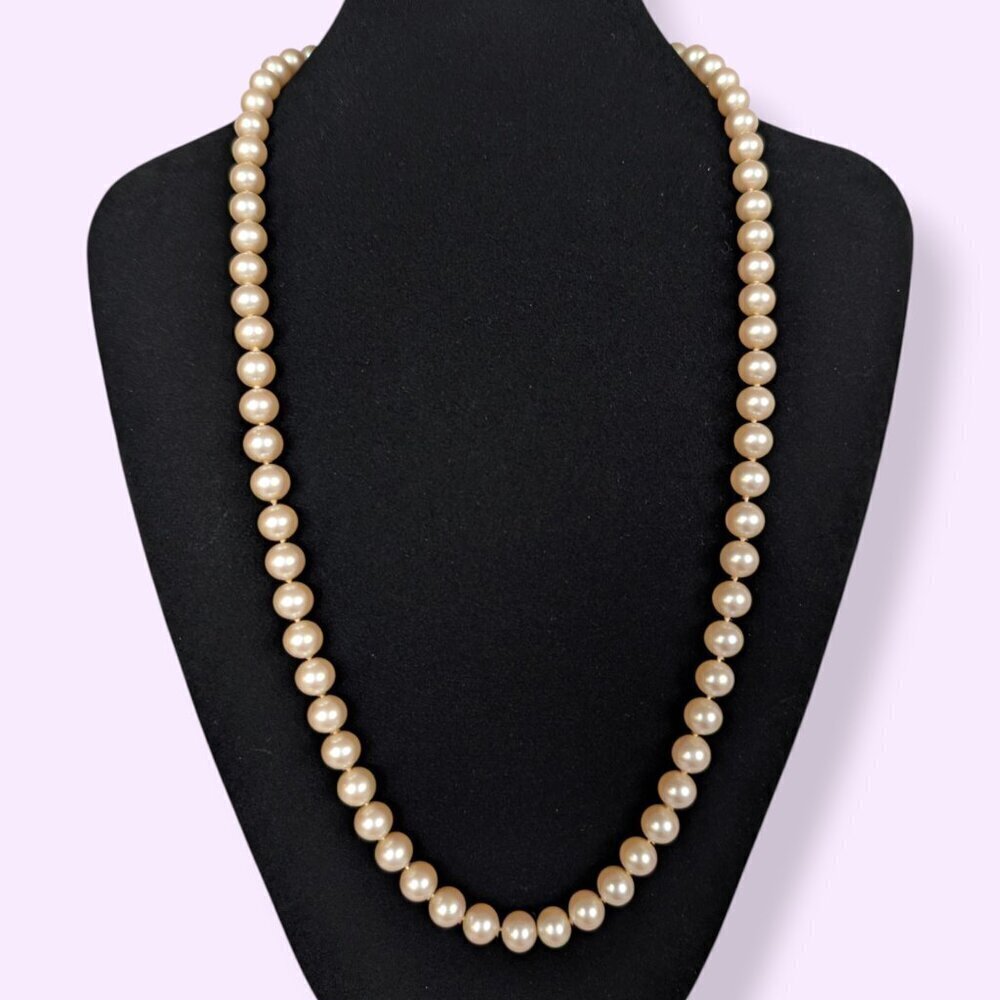 Vintage Knotted Glass Pearl Necklace - Picture 3 of 7